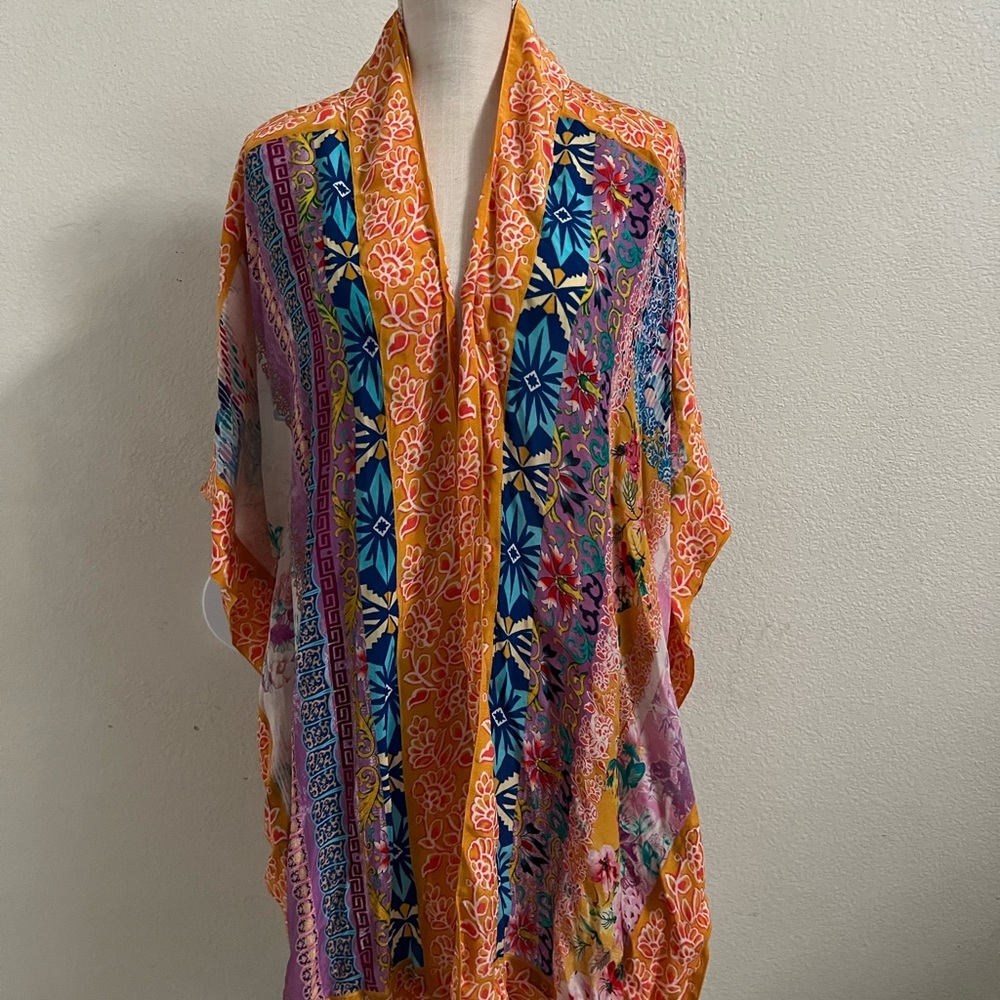 Raelyn Vine Kimono